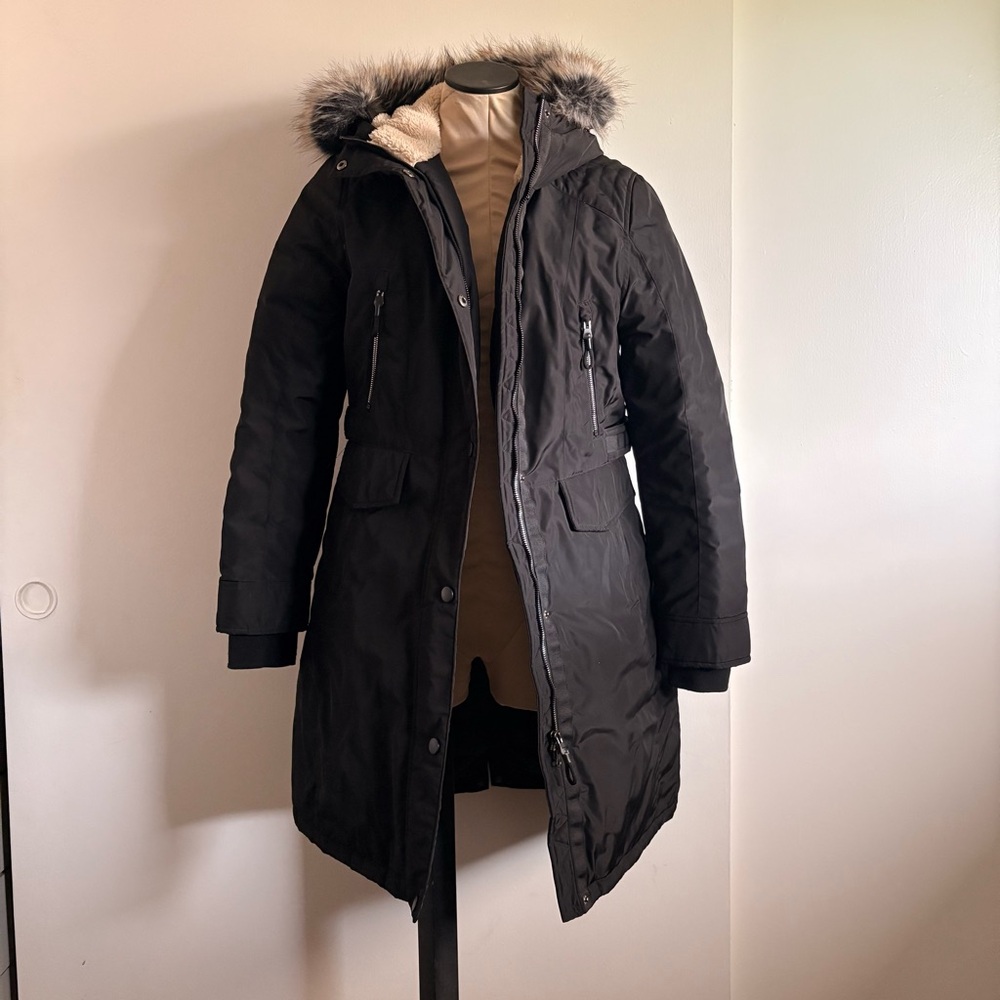 Women's Black Fur-Trimmed Cold Weather Parka